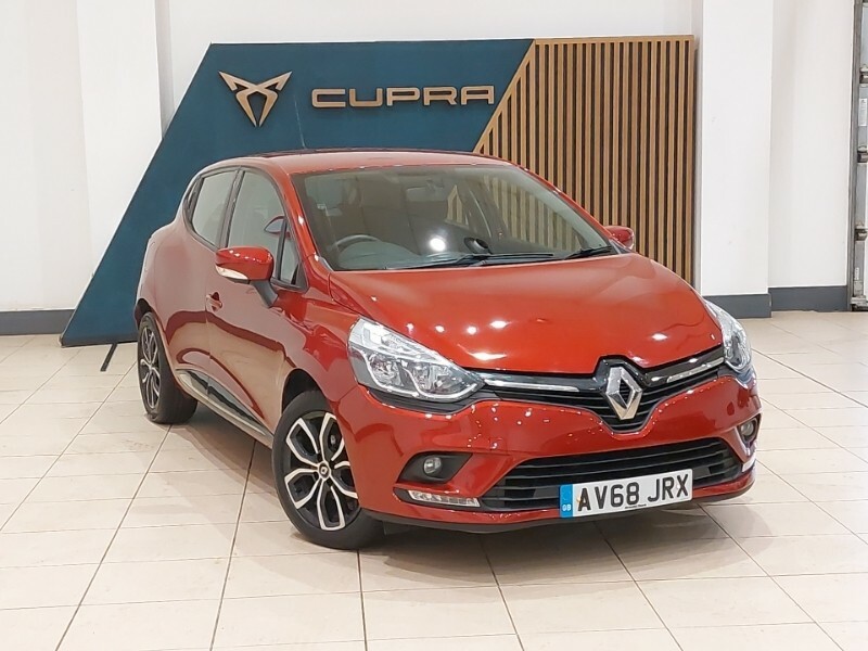 Compare Renault Clio 0.9 Tce 75 Play AV68JRX Red