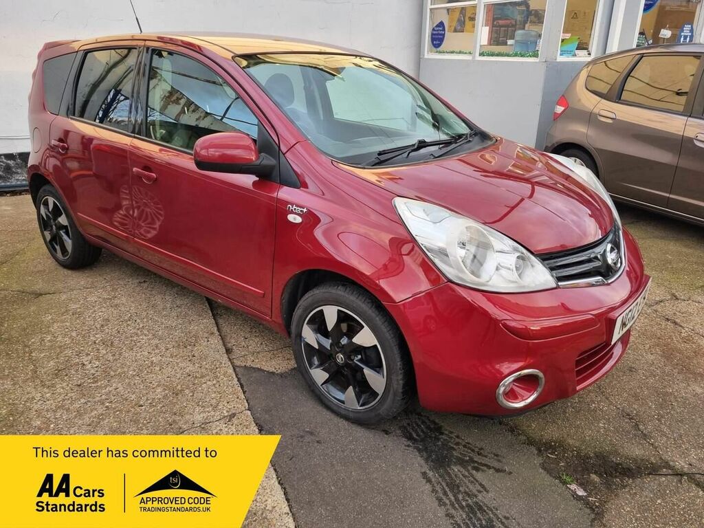 Compare Nissan Note 1.6 16V NG12ETR Red
