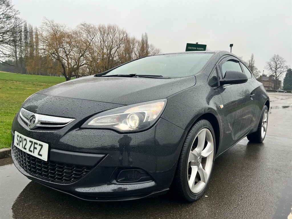 Compare Vauxhall Astra GTC 1.4T Sport Euro 5 Ss SP12ZFZ Black