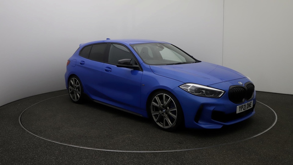 Compare BMW 1 Series M135i Xdrive YP21DNE Blue