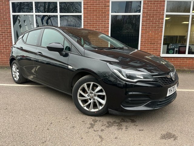Compare Vauxhall Astra 1.5 Se 121 Bhp YH70ZFN Black