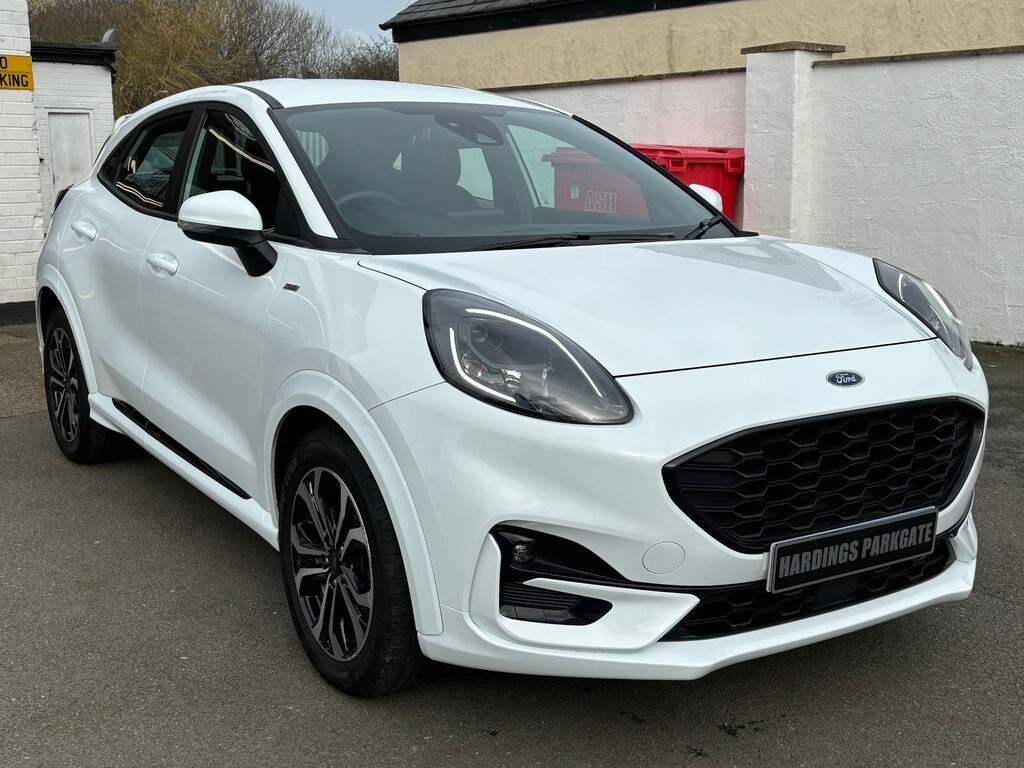 Compare Ford Puma Mhev St-line SV70YWP White