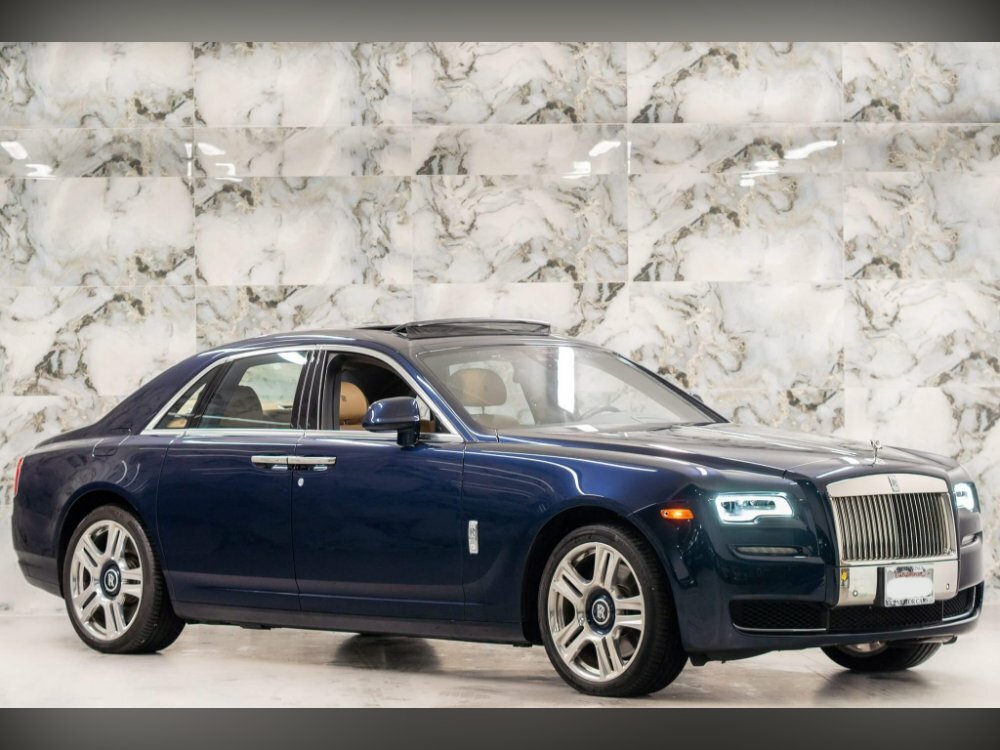 Compare Rolls-Royce Ghost 6.6 V12 Euro 6  