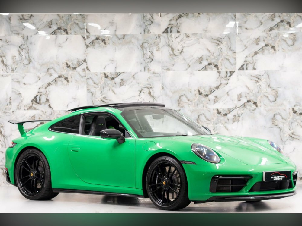 Compare Porsche 911 911 Carrera Gts RX22ZTK Green