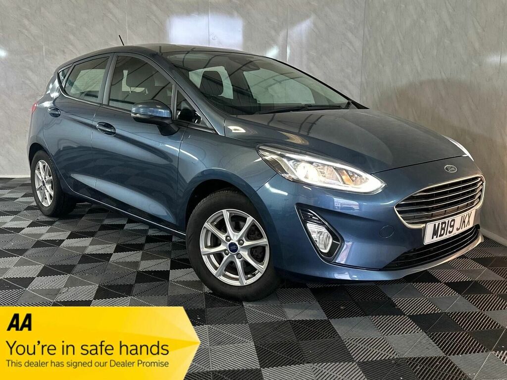 Compare Ford Fiesta Hatchback 1.1 Ti-vct Zetec Euro 6 Ss 2019 MB19JKX Blue