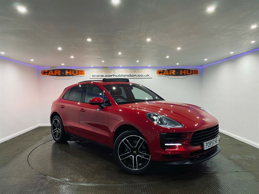 Compare Porsche Macan 2.0T Pdk 4Wd Euro 6 Ss CF69RKN Red