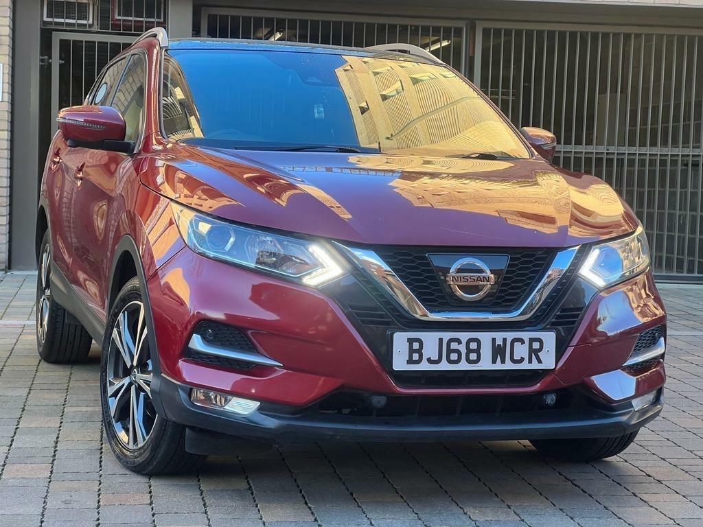 Compare Nissan Qashqai 1.2 Dig-t N-connecta Euro 6 Ss BJ68WCR Red