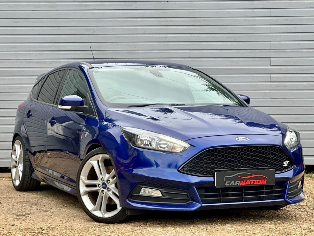 Compare Ford Focus 2.0 Tdci St-2 Euro 6 Ss ND16SVP Blue