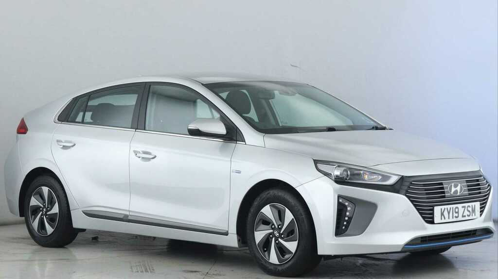 Compare Hyundai Ioniq 1.6 Gdi Hybrid Premium Dct KY19ZSM Silver