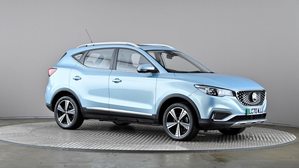 Compare MG ZS 105Kw Exclusive Ev 45Kwh LC70WJJ Blue