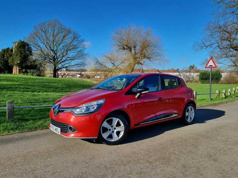 Compare Renault Clio Dynamique Nav Tce PF65WBJ Red