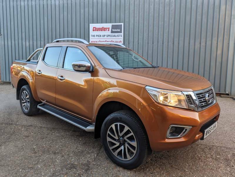 Compare Nissan Navara Double Cab Pick Up N-connecta 2.3Dci 190 4Wd WN68AHK Yellow