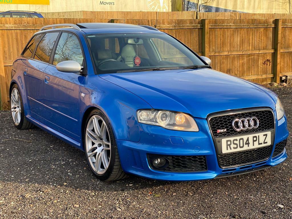 Compare Audi RS4 Avant Avant 4.2 Quattro RS04PLZ Blue