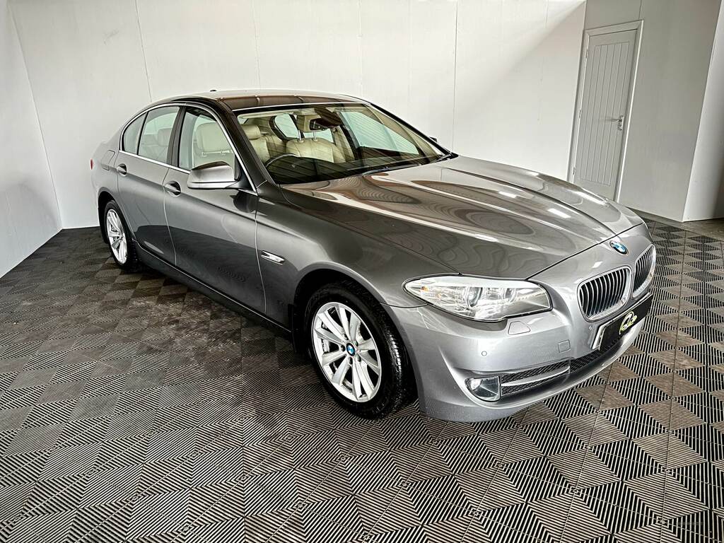 Compare BMW 5 Series Se HXZ9775 Grey