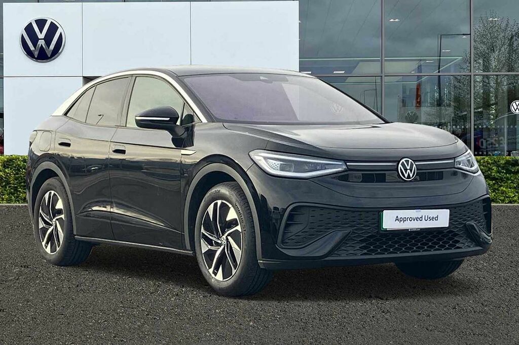 Compare Volkswagen ID.5 Style 77Kwh Pro Performance 204Ps PJ73WTC Black