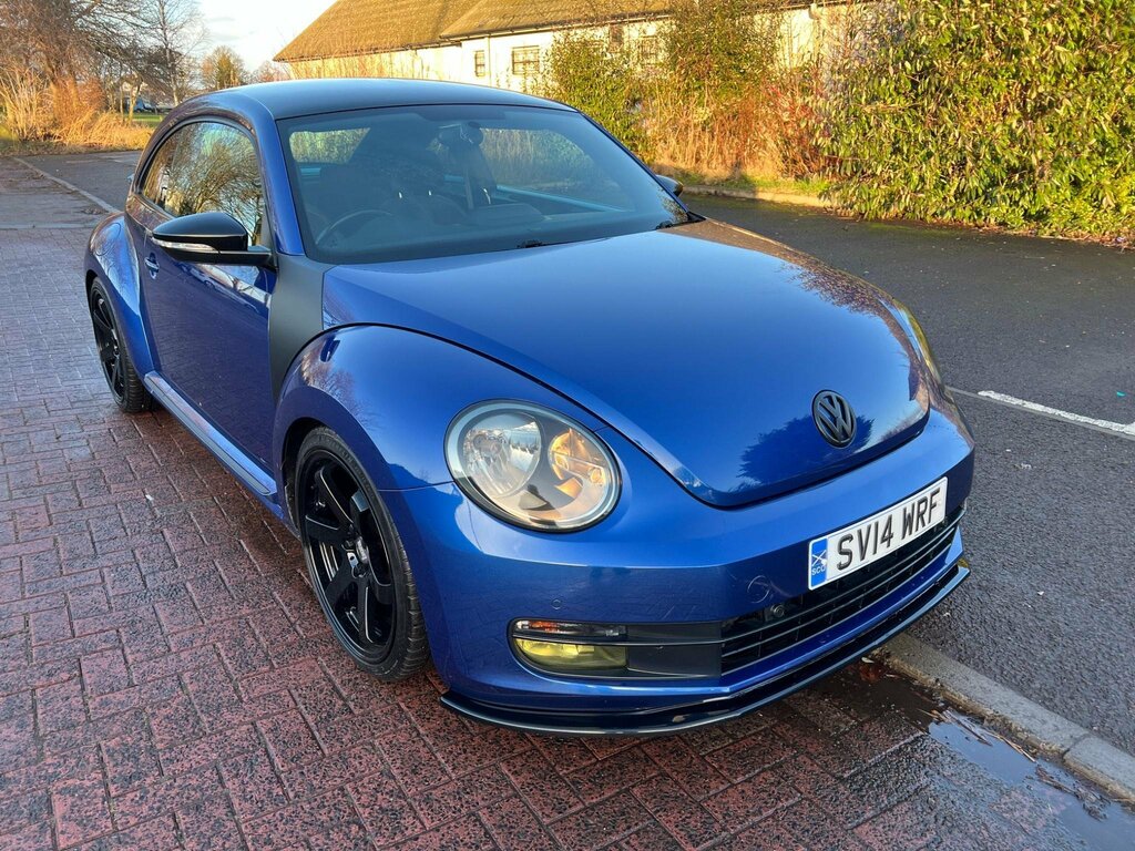 Compare Volkswagen Beetle 2.0 Tsi Turbo Black Euro 5 Y6MKK Blue
