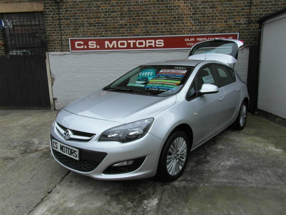 Compare Vauxhall Astra 1.4 16V Energy Euro 5 LO63EFF Silver