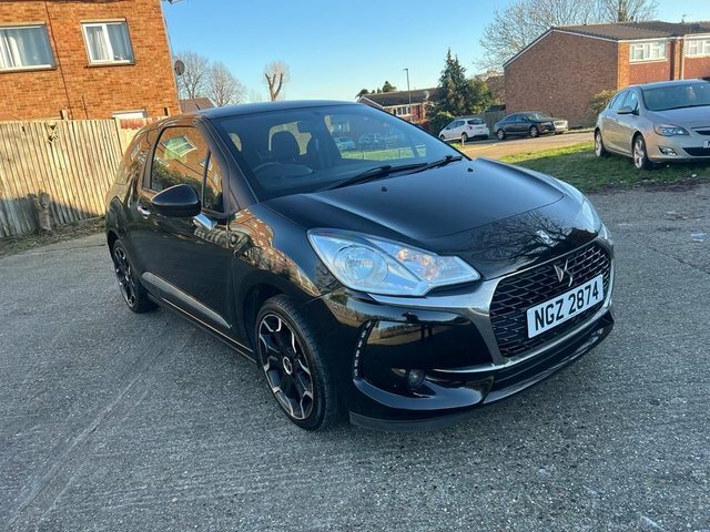Compare DS DS 3 1.2 Puretech Connected Chic Ss Eat6 109 Bhp NGZ2874 Black