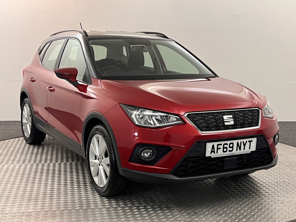 Compare Seat Arona 1.6 Tdi Se Technology Lux Ez AF69NYT Red