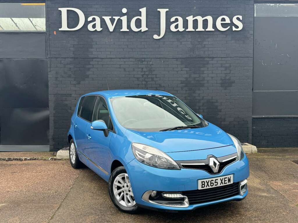 Compare Renault Scenic 1.5 Scenic Dynamique Nav Dci BX65XEW Blue