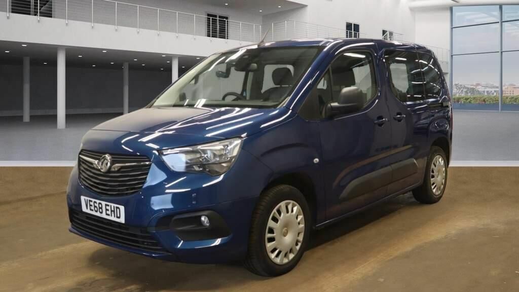 Compare Vauxhall Combo Mpv VE68EHD Blue