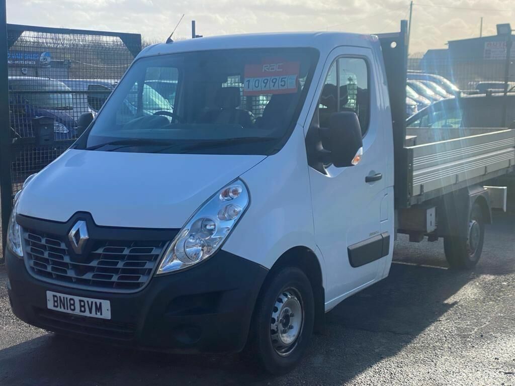 Renault Master 2.3 Dci 35 Business Fwd Mwb Euro 6 2018 White #1