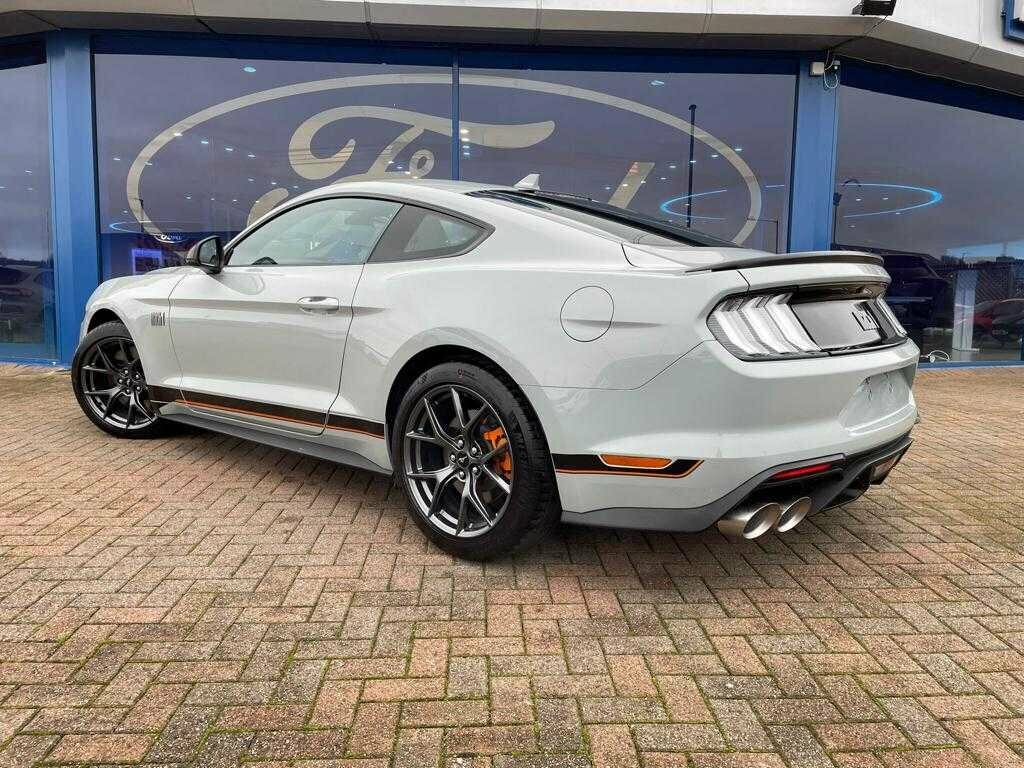 Compare Ford Mustang 5.0 V8 Coupe 4 Lite Gt Version Feature Car YUI6656 Grey