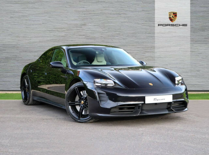 Porsche Taycan Performance Plus 93.4Kwh Turbo 11Kw Charger Black #1