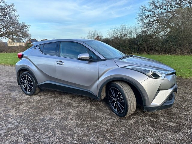 Compare Toyota C-Hr 1.8 Excel 122 Bhp WV17WAA Silver