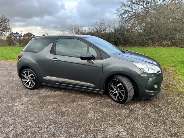 Compare DS DS 3 1.6 Bluehdi Tyle Nav Ss 98 Bhp WK65XYV Grey