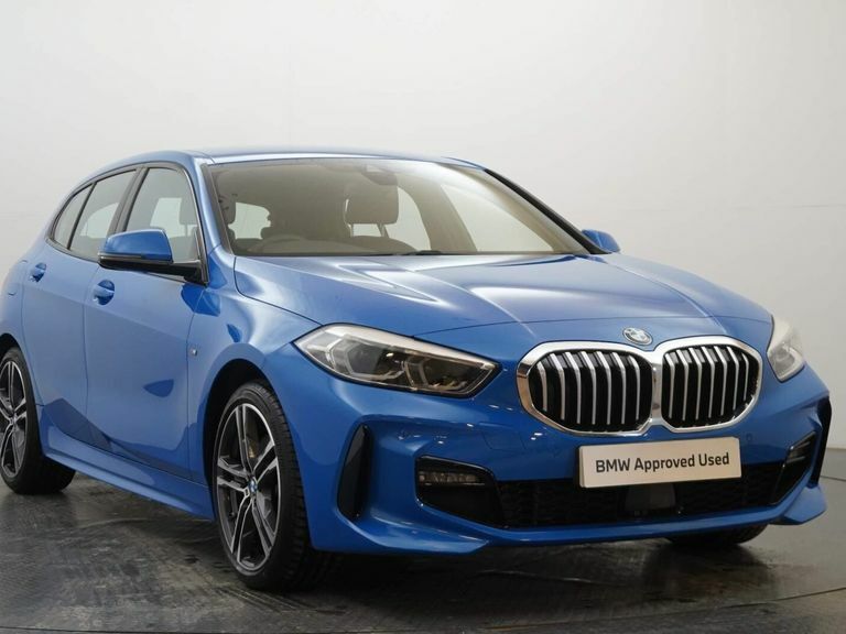 Compare BMW 1 Series 118I M Sport LP23FHS Blue