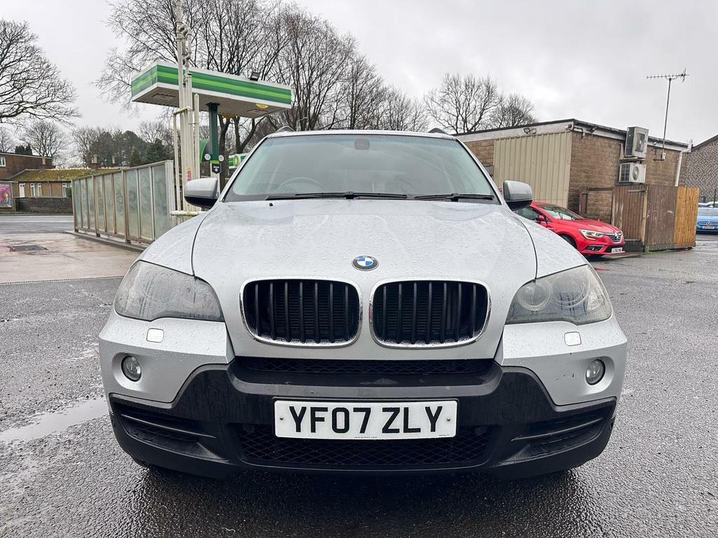 Compare BMW X5 3.0D Se 4Wd Euro 4 YF07ZLY Silver