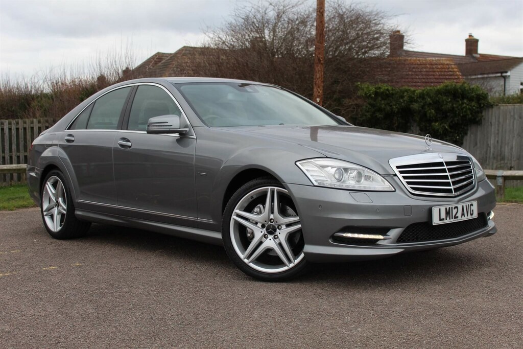 Compare Mercedes-Benz S Class Saloon LM12AVG Silver