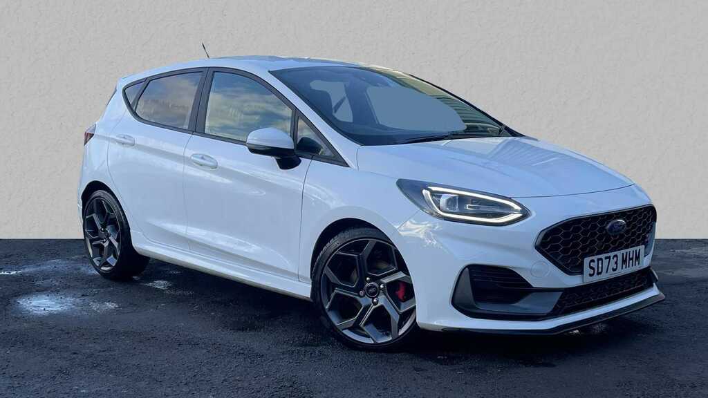 Compare Ford Fiesta 1.5 Ecoboost St-3 SD73MHM White
