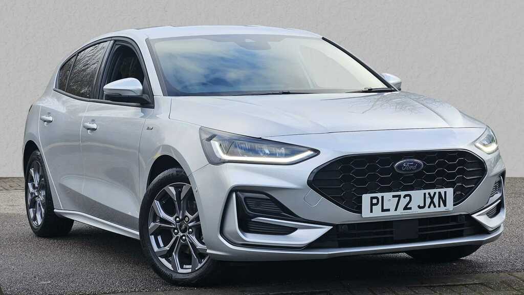 Compare Ford Focus 1.0 Ecoboost St-line PL72JXN Silver