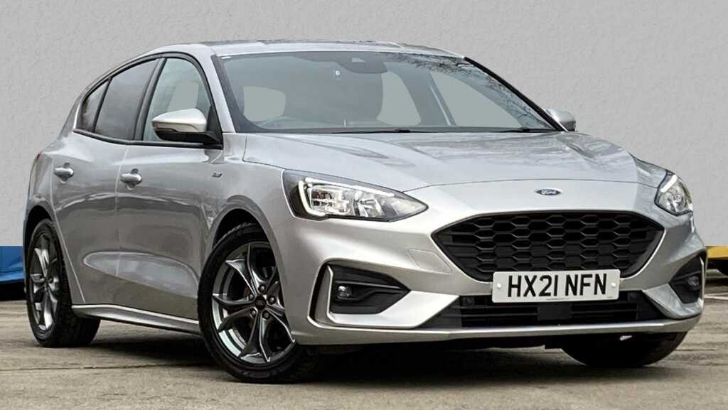 Compare Ford Focus 1.0 Ecoboost Hybrid Mhev 125 St-line Edition HX21NFN Silver