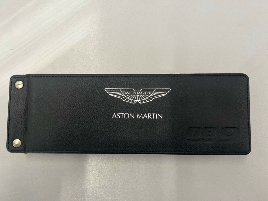Aston Martin DB9 2012 62 6.0 Black #1