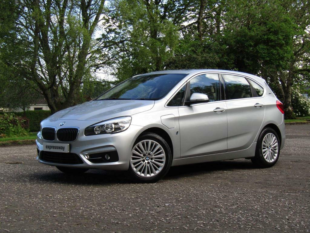 Compare BMW 2 Series Active Tourer Active Tourer 1.5 225Xe 7.6Kwh Luxury 4Wd Eur MW67GXU Silver