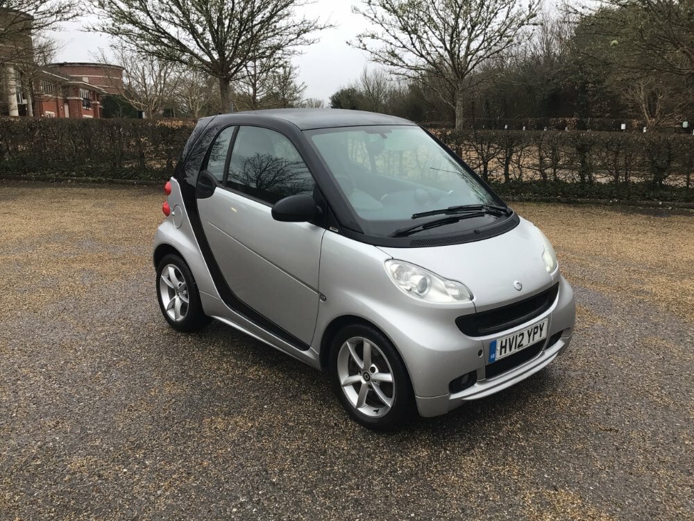 Compare Smart Fortwo Coupe Pulse Mhd Softouch 2010 HV12YPY Silver