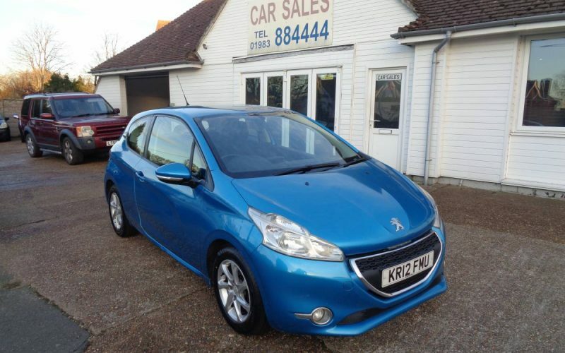 Peugeot 208 1.4 Hdi Active Blue #1