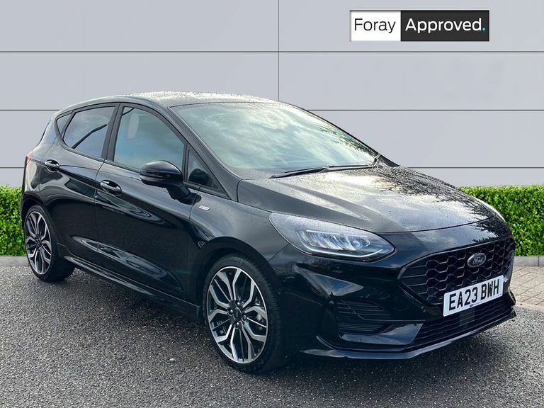 Compare Ford Fiesta 1.0 Ecoboost Hybrid Mhev 125 St-line X EA23BWH Black
