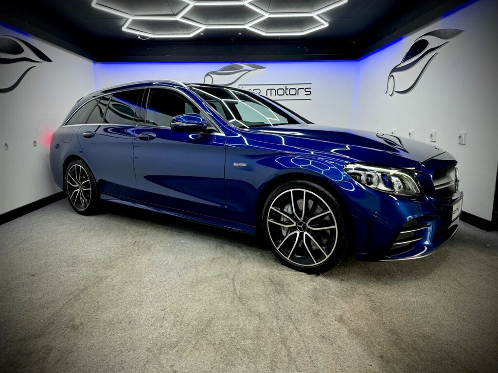 Compare Mercedes-Benz C Class 3.0 V6 Amg Edition Premium Plus G-tronic 4Matic KT69YLL Blue