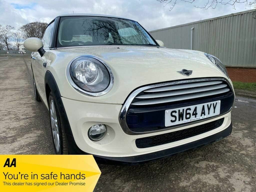 Compare Mini Hatch Hatchback 1.5 Cooper Euro 6 Ss 201464 SW64AYY White