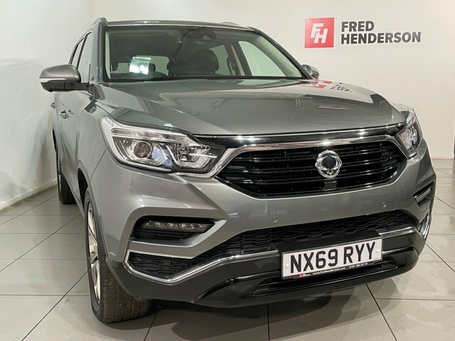 Compare SsangYong Rexton 2.2 Ultimate 179 Bhp NX69RYY Grey