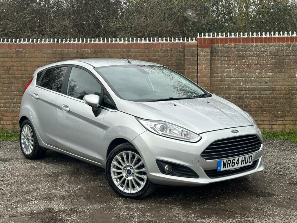 Compare Ford Fiesta Hatchback 1.0T WR64HUO Silver