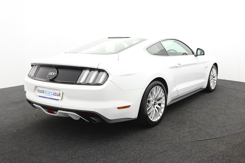 Compare Ford Mustang 5.0 V8 Gt Fastback GX16THK White