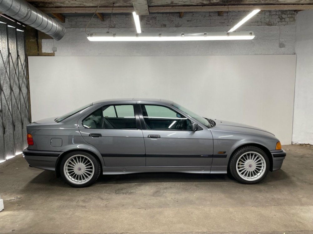 BMW 3 Series 2.0 320I Se Grey #1