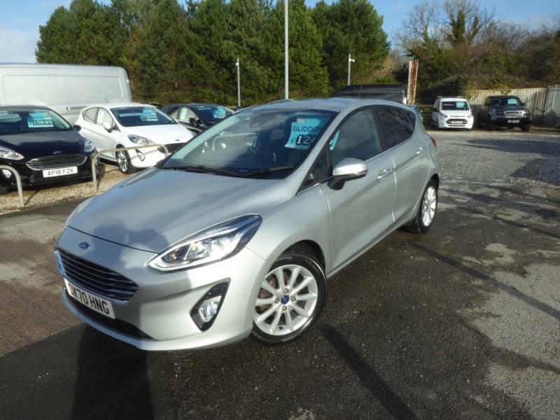 Compare Ford Fiesta 1.0 Ecoboost Hybrid Mhev Titanium Navigation 125 P DX70HNG Silver