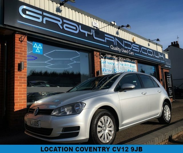 Compare Volkswagen Golf 1.4 S Tsi Bluemotion Technology 120 Bhp FW13ODS Silver