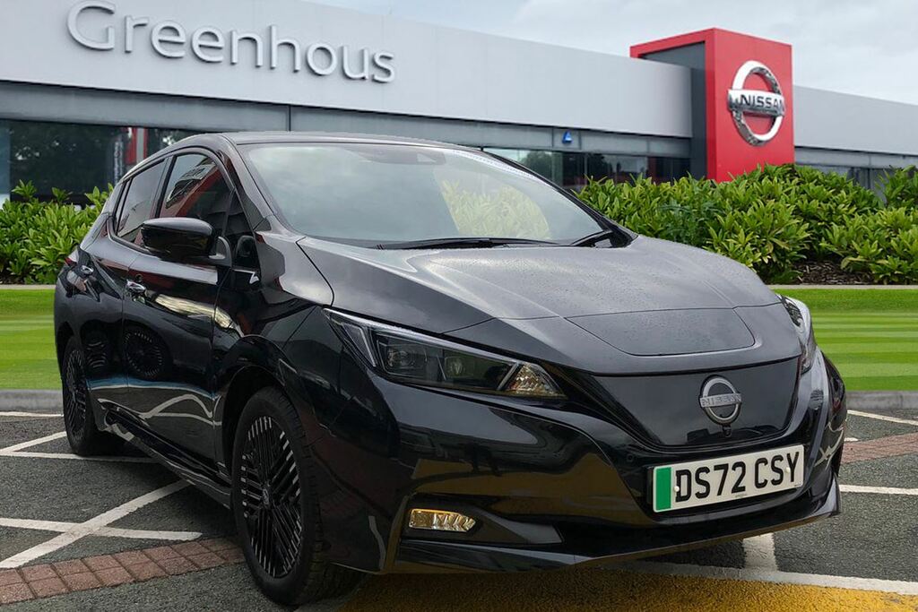 Compare Nissan Leaf 110Kw Tekna 39Kwh DS72CSY Black